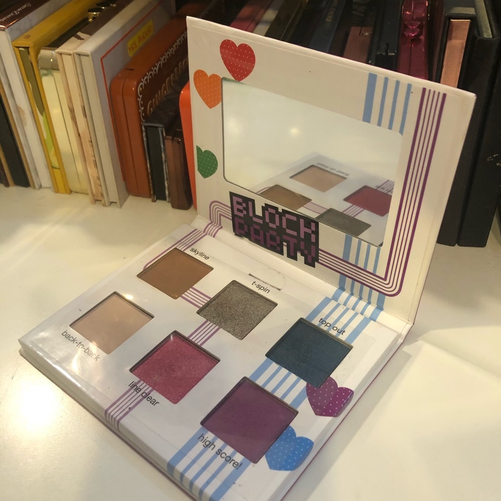Tetris Cosmetics - Picture 2 of 3